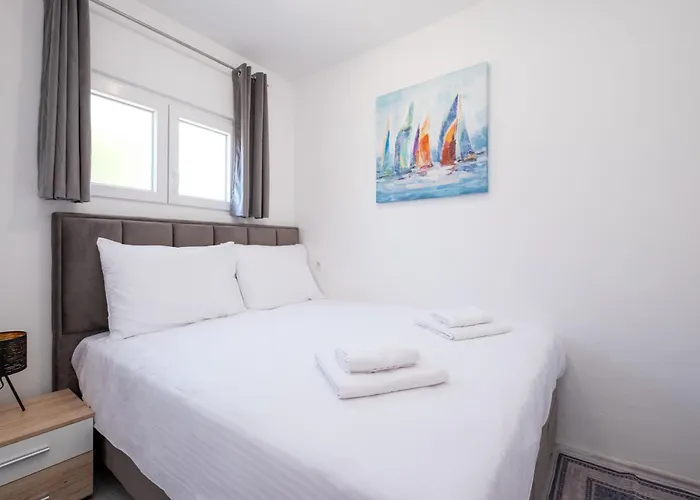 Lucky Bay - Comfort & Terrace Vibes 米利尼